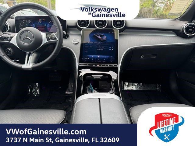 Used 2025 Mercedes-Benz C 300 Sedan image 13
