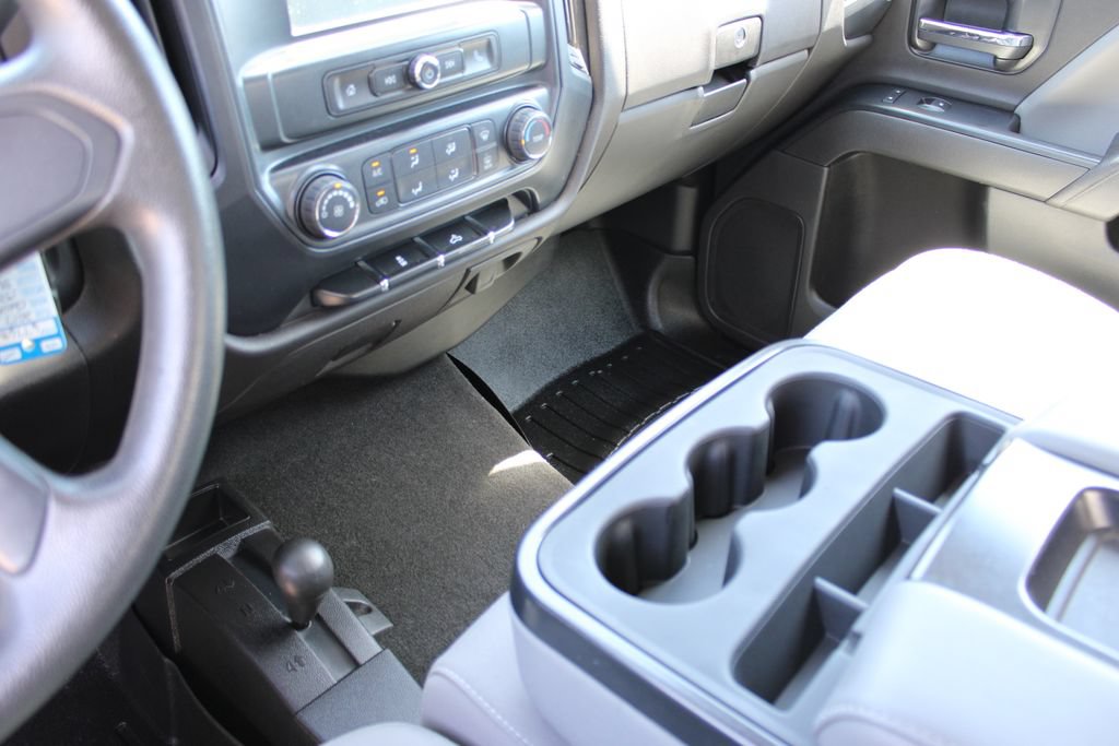Used 2017 Chevrolet Silverado 1500 Custom w/ Custom Convenience Package AWD/4WD image 22