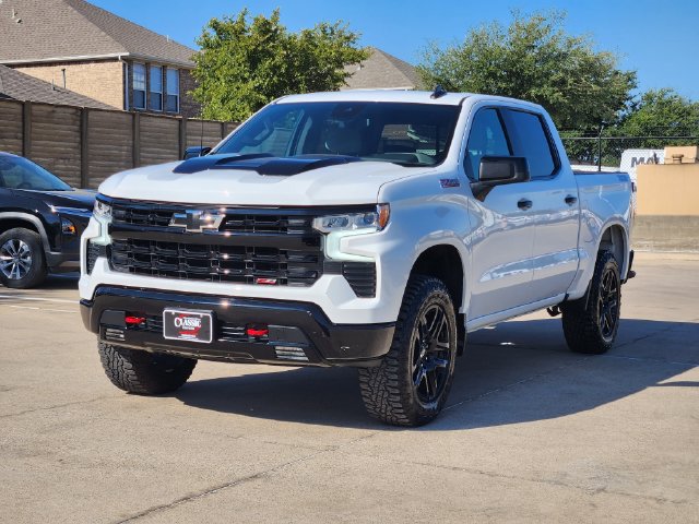 Used 2024 Chevrolet Silverado 1500 LT Trail Boss w/ Convenience Package II AWD/4WD image 11