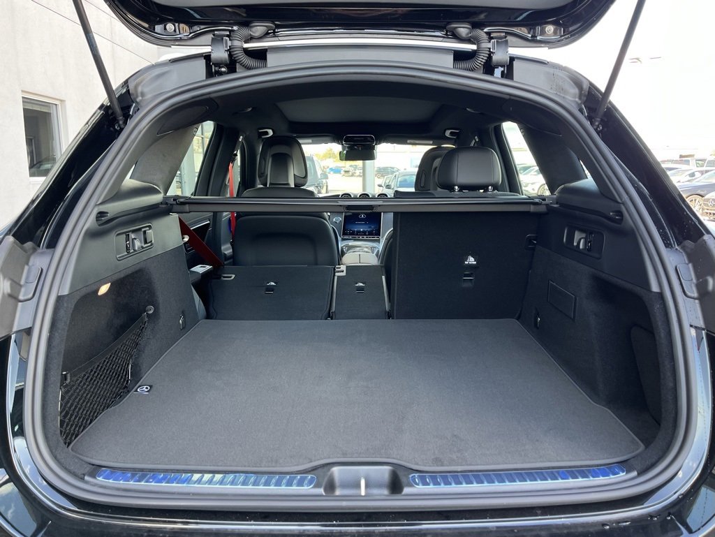 Certified 2025 Mercedes-Benz GLC 43 AMG 4MATIC image 56