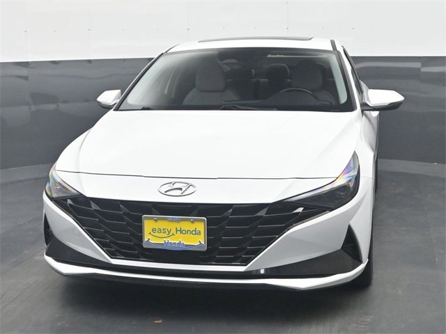 Used 2023 Hyundai Elantra Limited w/ Cargo Package image 3