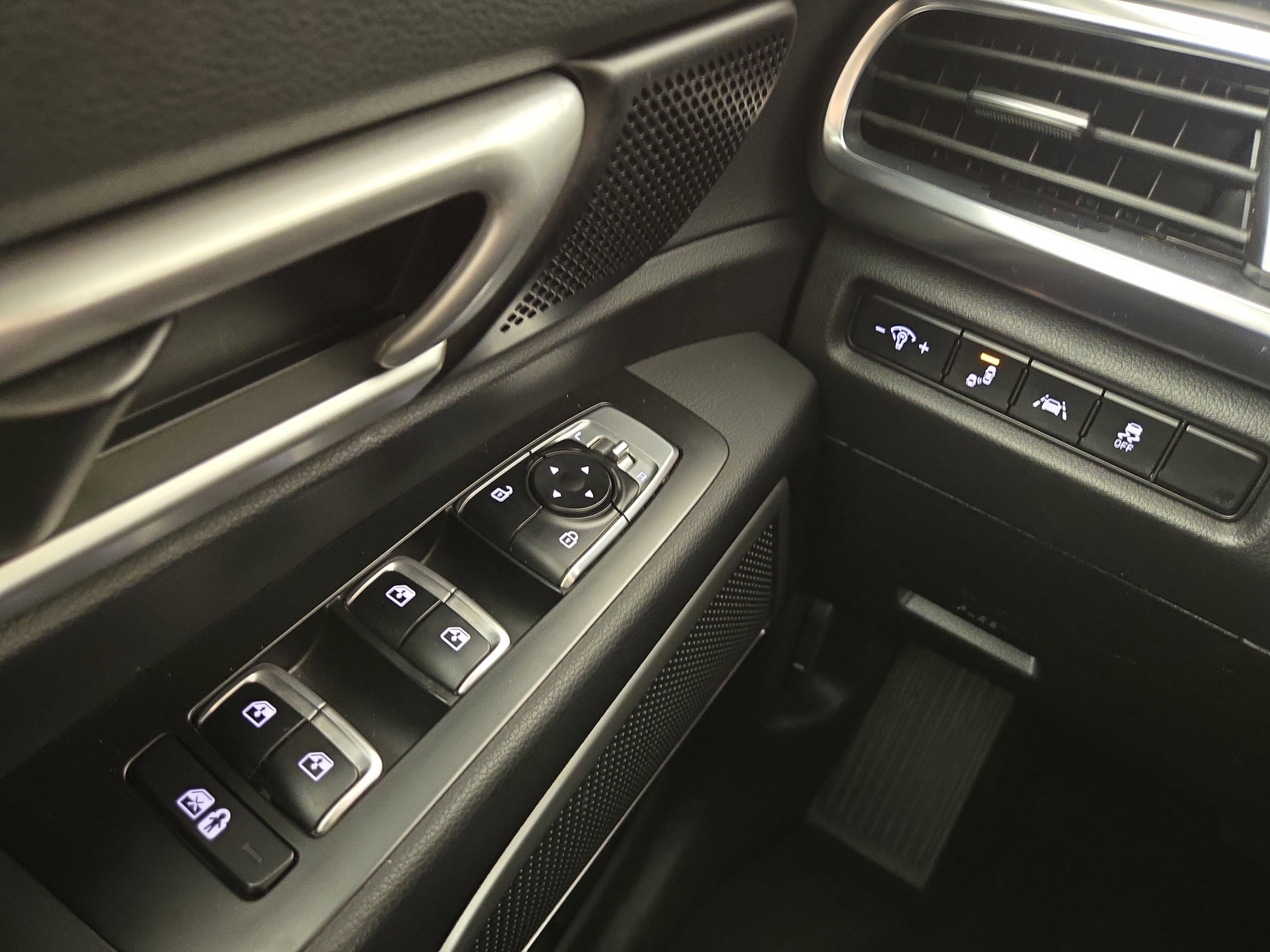 Used 2022 Kia Telluride S FWD image 31