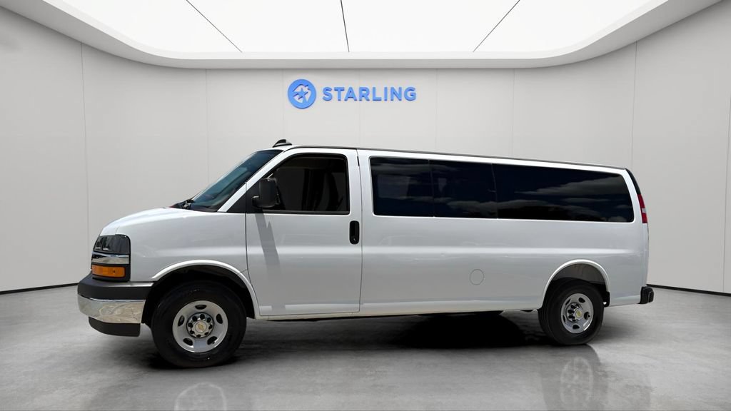 Certified 2025 Chevrolet Express 3500 LT w/ LT Preferred Equipment Group RWD image 2