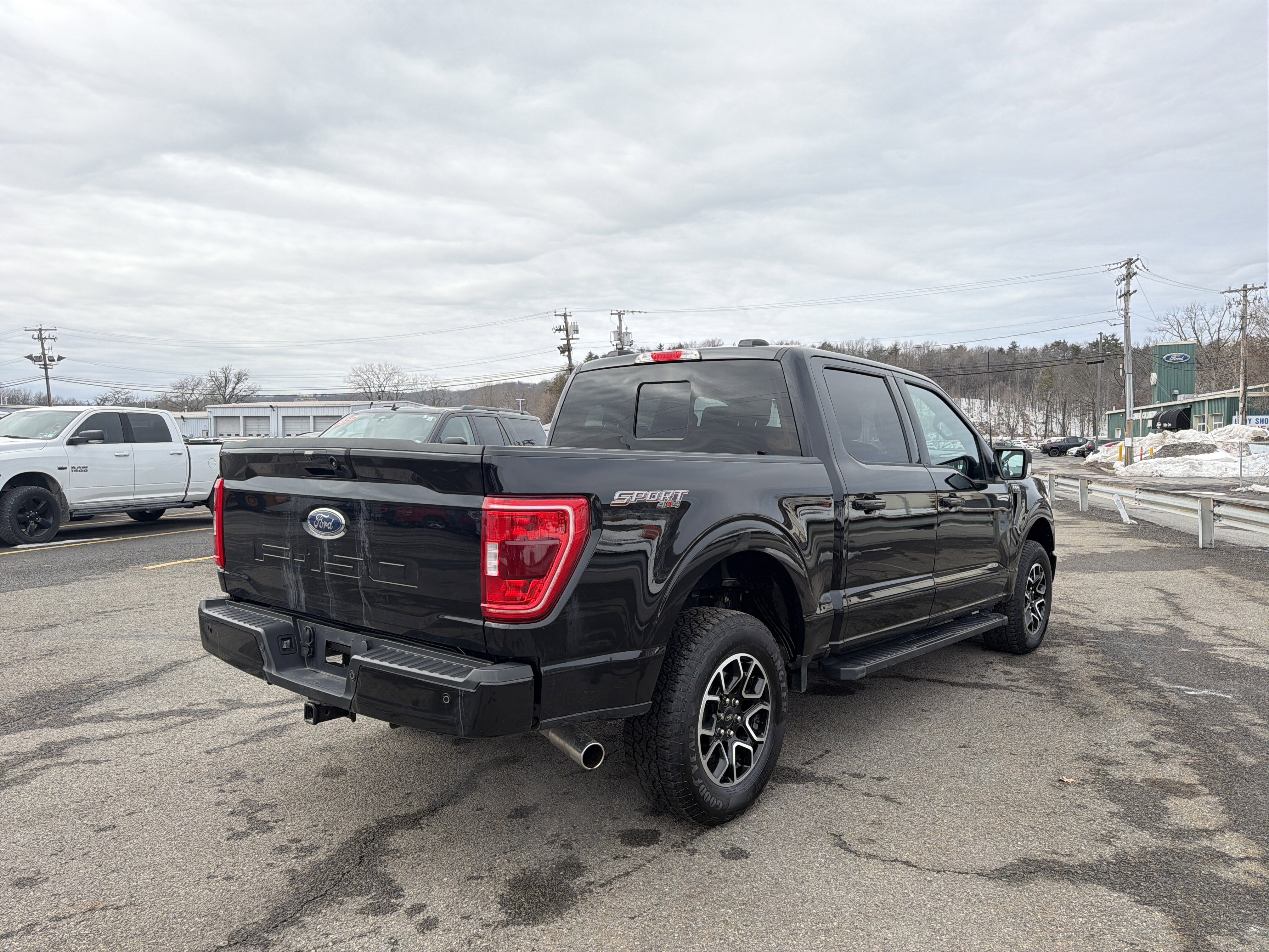 Used 2023 Ford F150 XLT w/ Equipment Group 302A High image 6