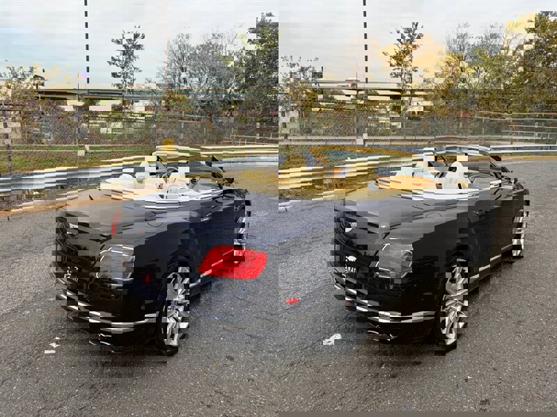 Used 2017 Bentley Continental GT image 31