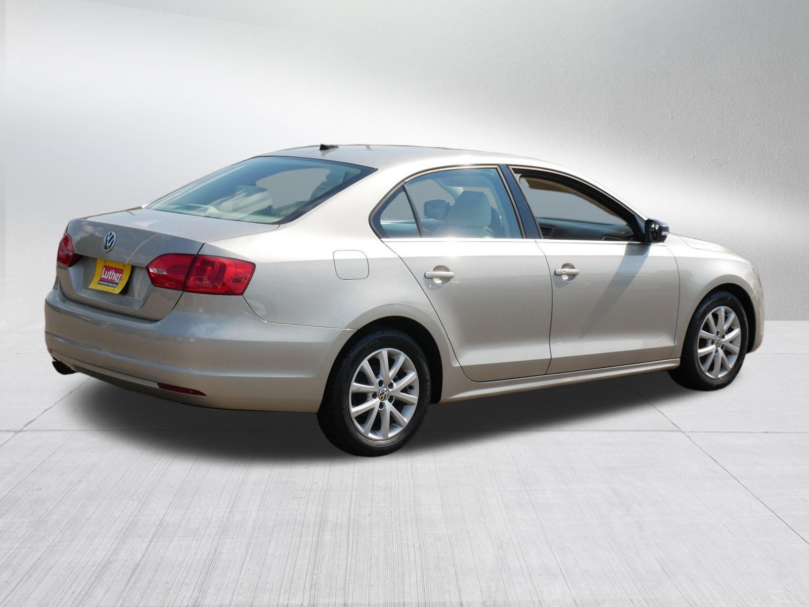 Used 2014 Volkswagen Jetta SE FWD image 7