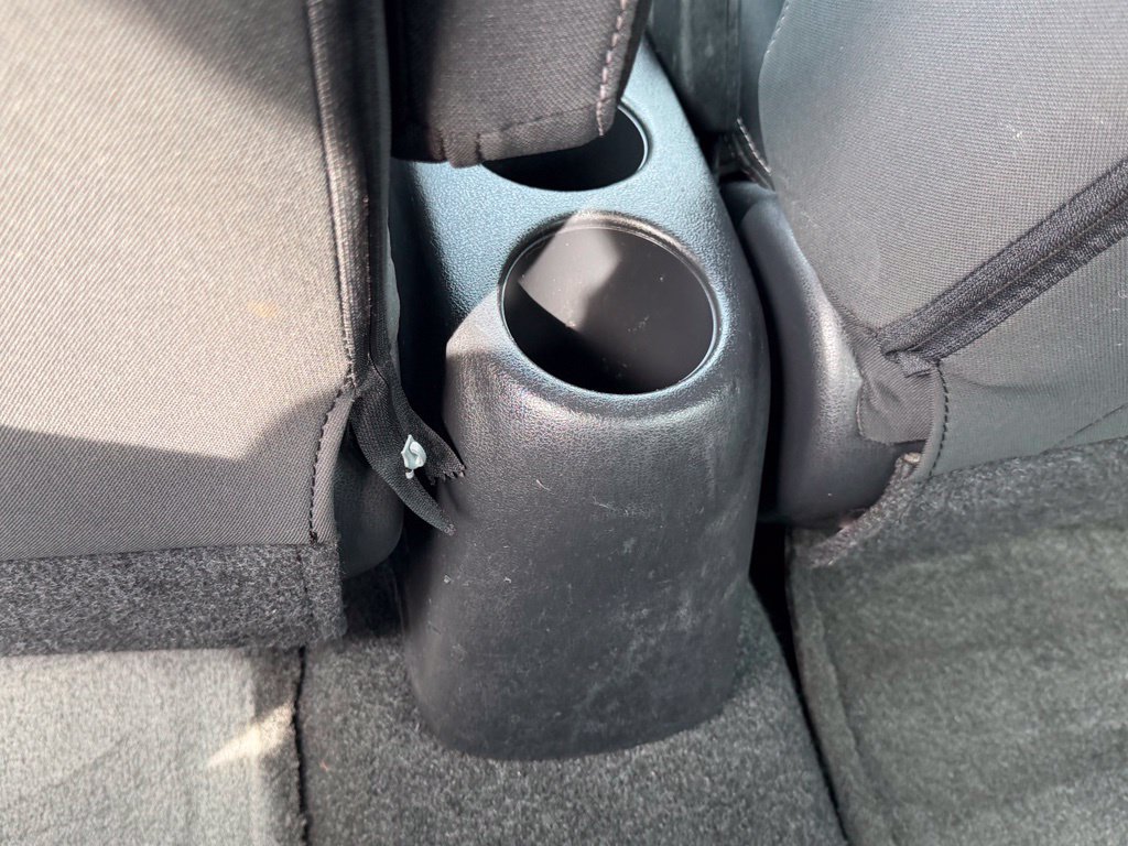 Used 2014 Nissan Versa SV FWD image 17