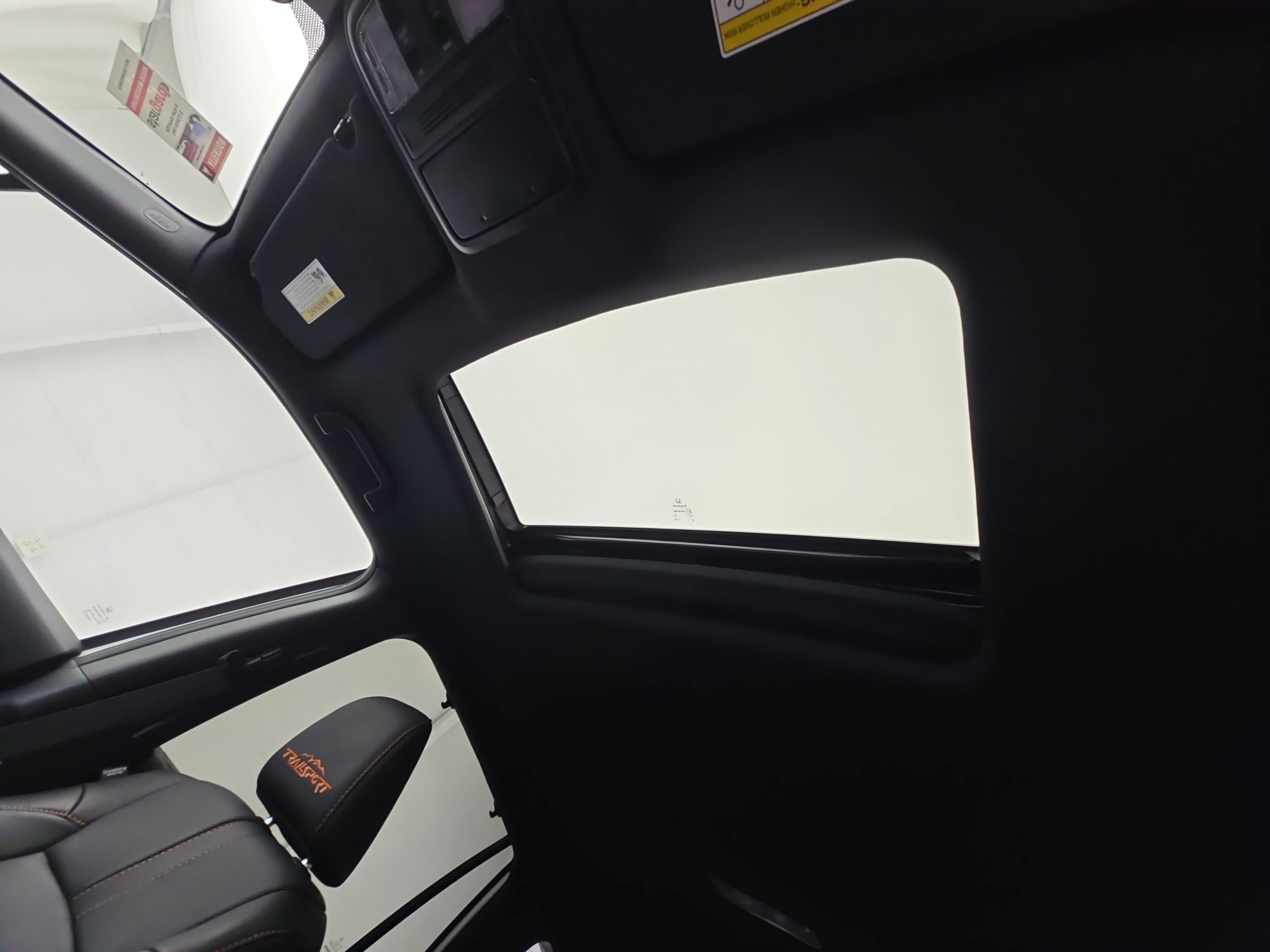 Used 2024 Honda Passport TrailSport image 31