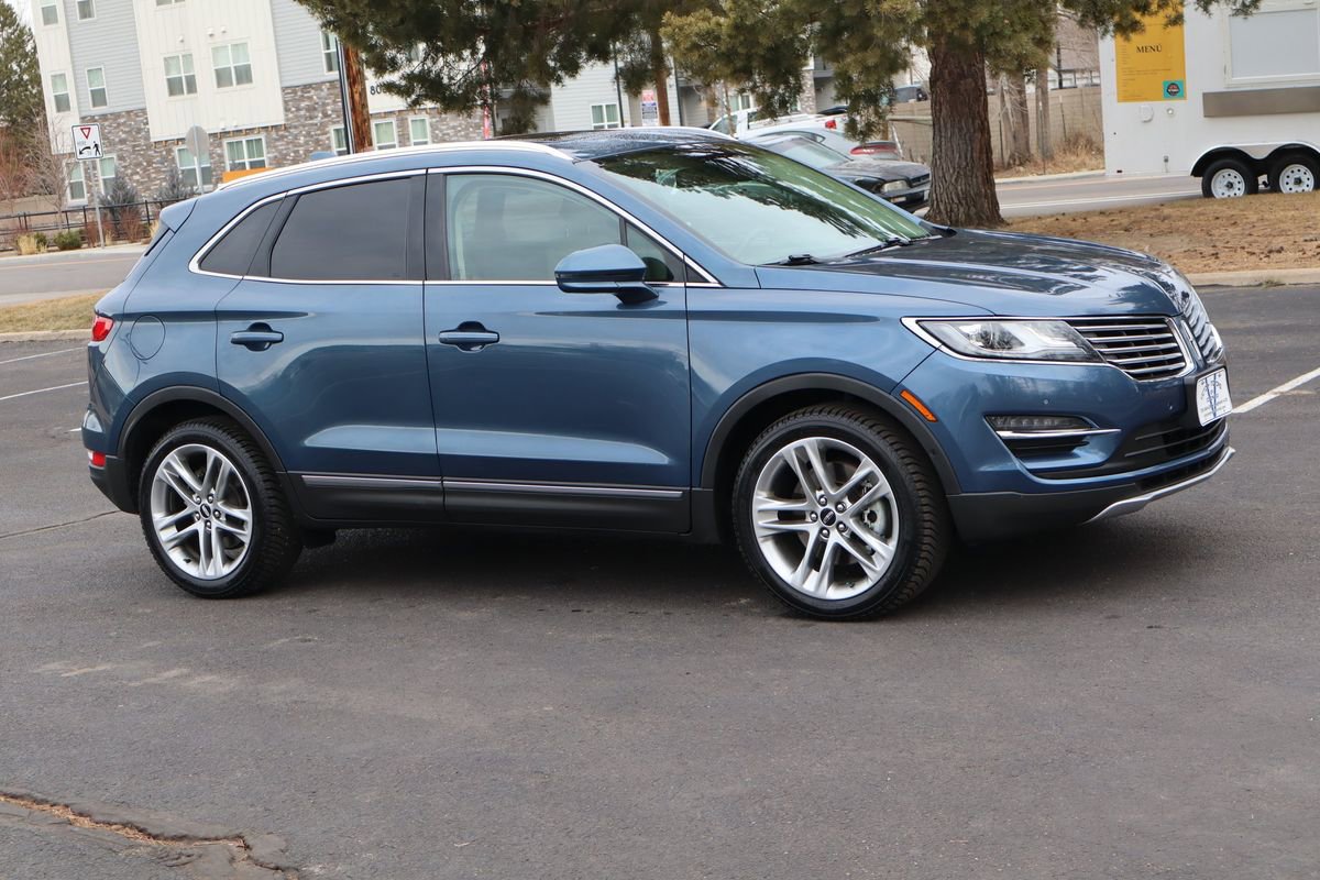 Used 2018 Lincoln MKC Reserve image 2