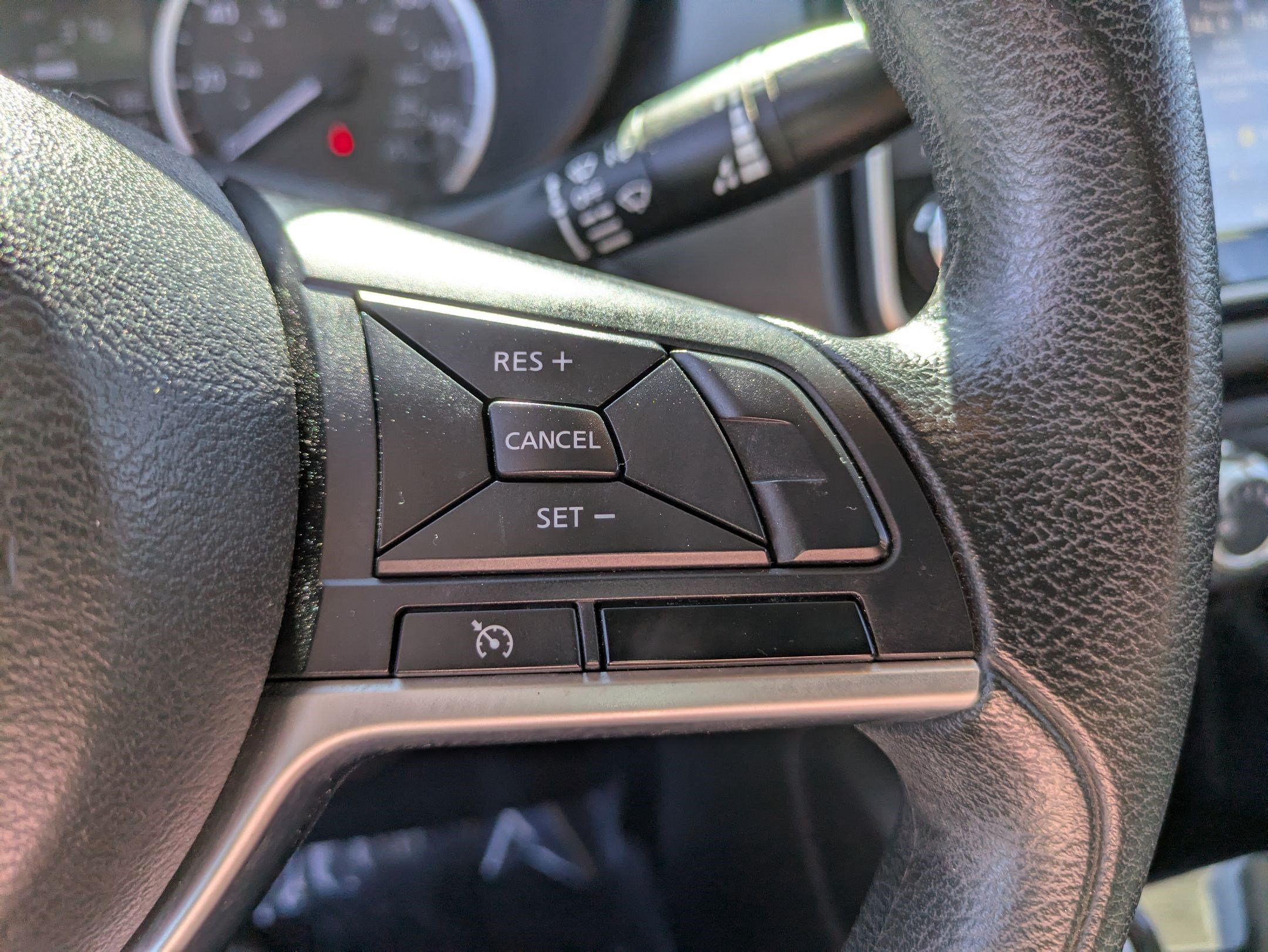 Used 2021 Nissan Versa S FWD image 18