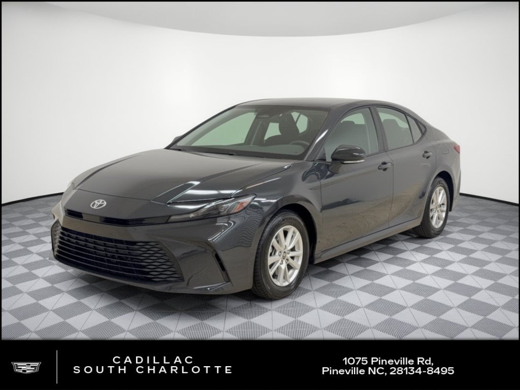 Used 2025 Toyota Camry LE FWD image 1