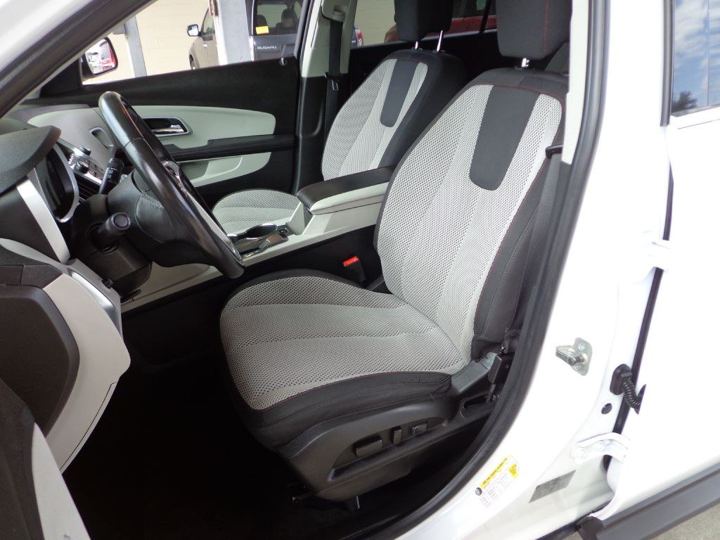 Used 2010 Chevrolet Equinox LT w/ Vehicle Interface Package FWD image 15
