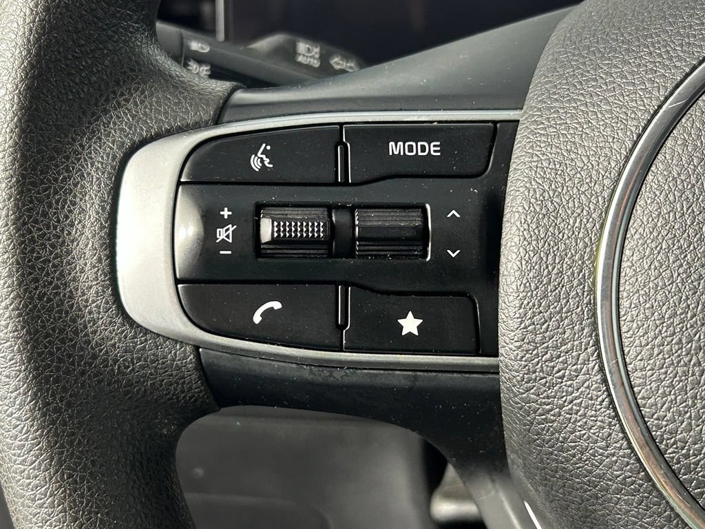Used 2025 Kia K5 LXS FWD image 23