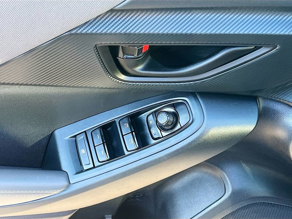 Used 2024 Subaru Crosstrek 2.0i Premium image 17