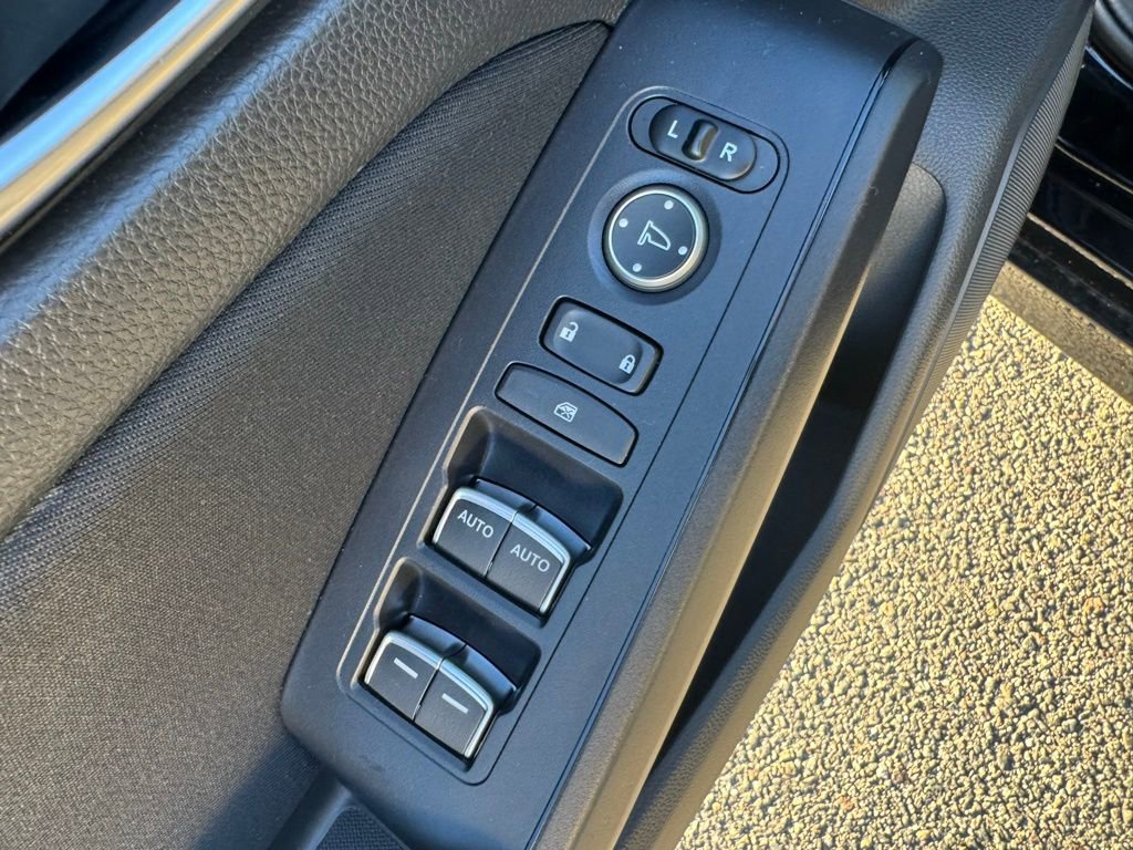 Used 2022 Honda Civic LX image 17