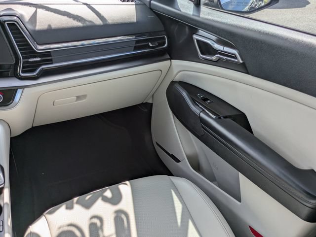 Used 2023 Kia Sportage EX FWD image 17