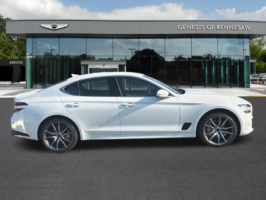 New 2026 Genesis G70 2.5T RWD image 9