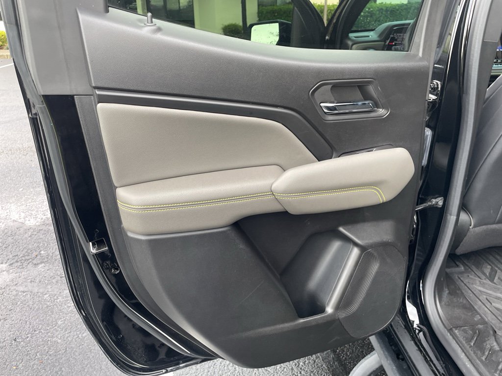 Used 2024 Chevrolet Colorado ZR2 w/ ZR2 Convenience Package III image 46