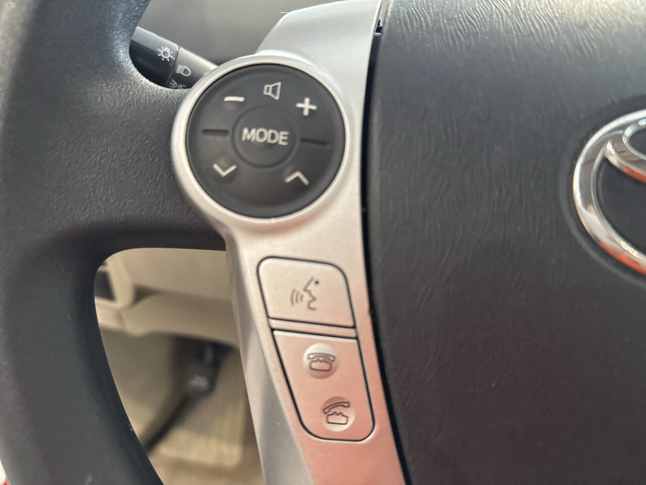 Used 2011 Toyota Prius Three image 18