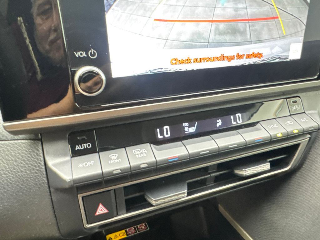 Used 2025 Toyota Camry LE FWD image 69