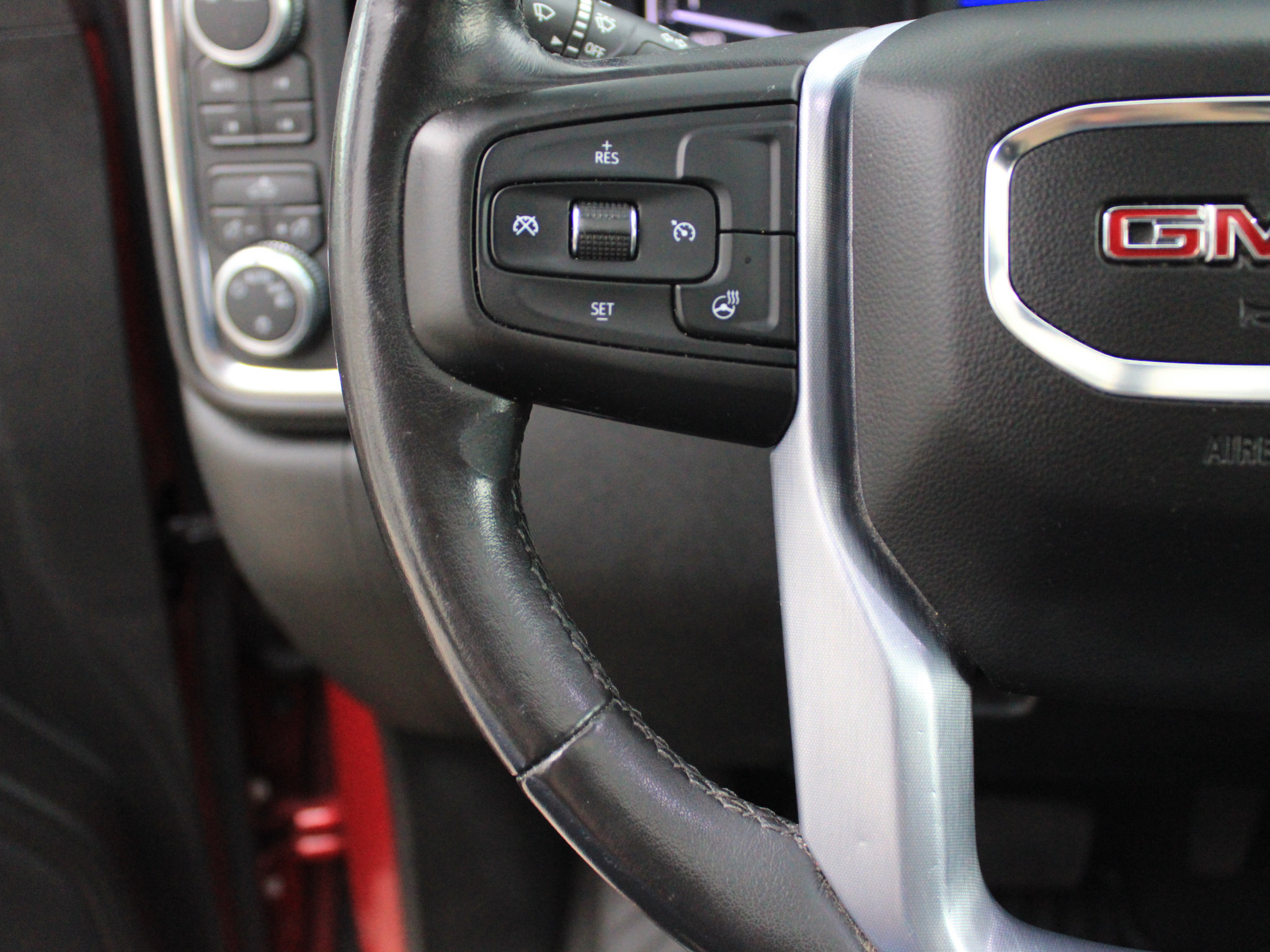 Used 2020 GMC Sierra 1500 SLE w/ SLE Value Package AWD/4WD image 13