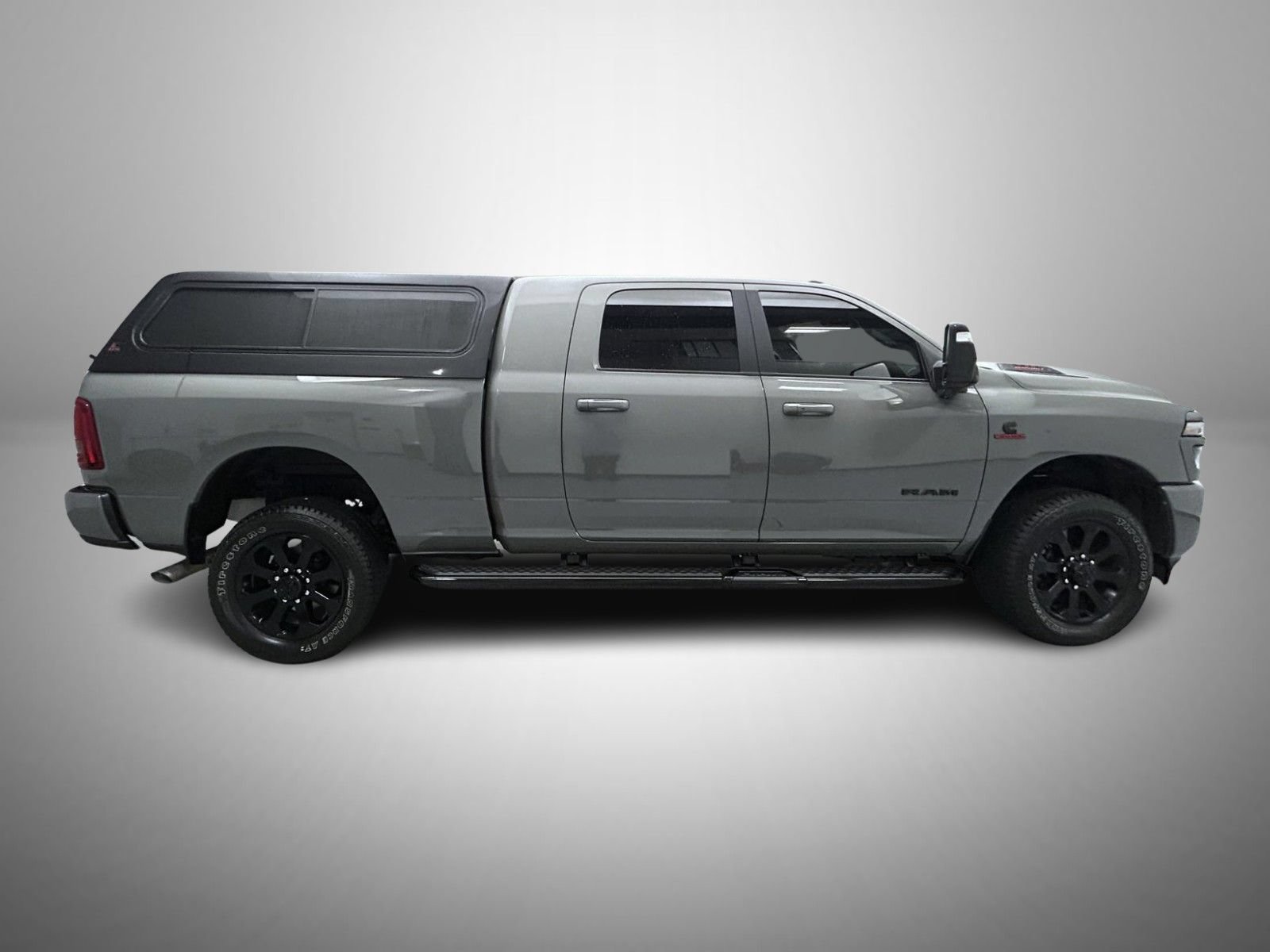 Used 2026 RAM 2500 Laramie w/ Night Edition AWD/4WD image 4
