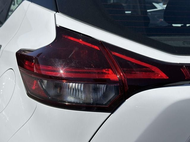Used 2024 Nissan Kicks S FWD image 11