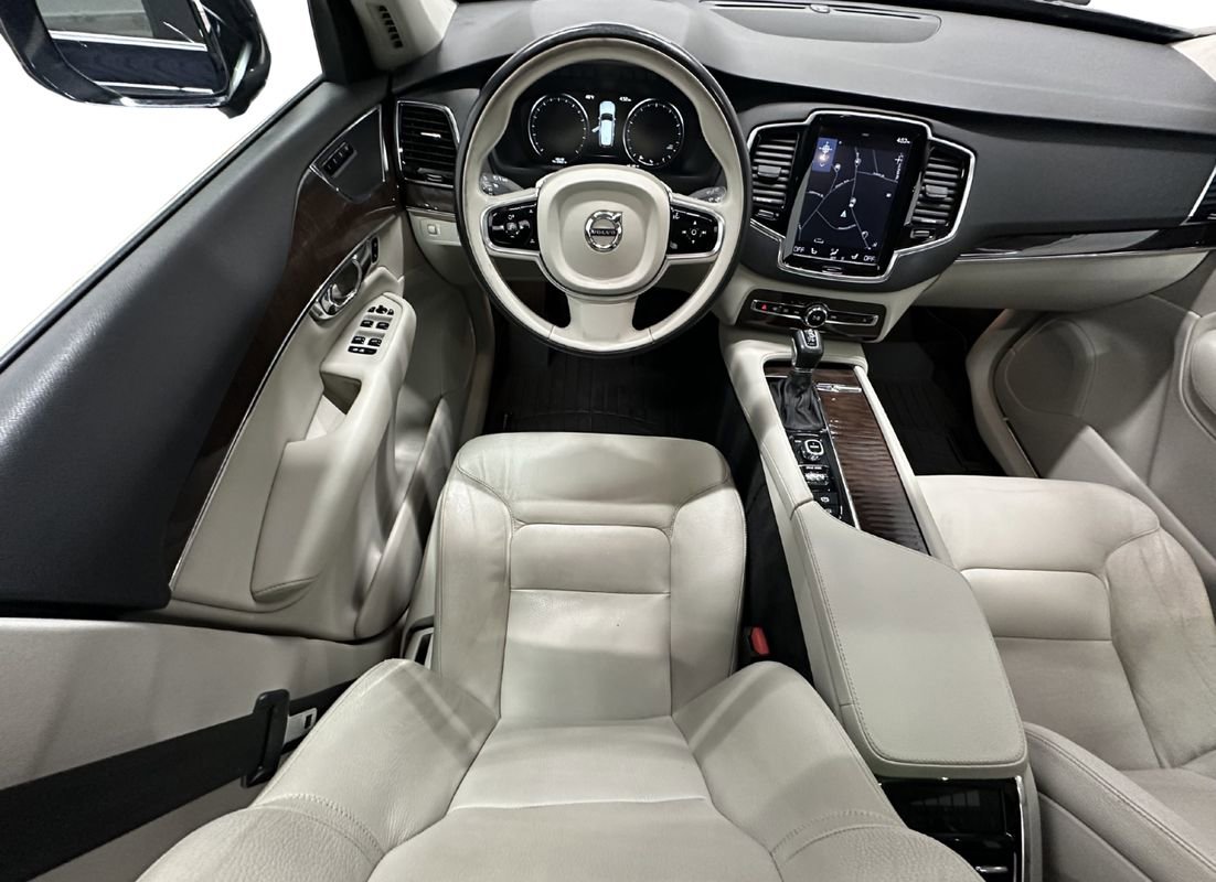 Used 2016 Volvo XC90 T6 Momentum image 20