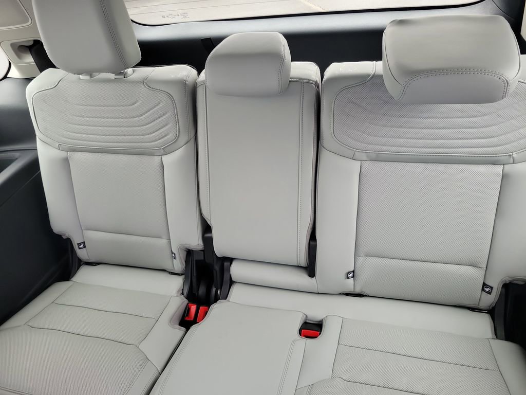 New 2026 Ford Expedition Platinum AWD/4WD image 40