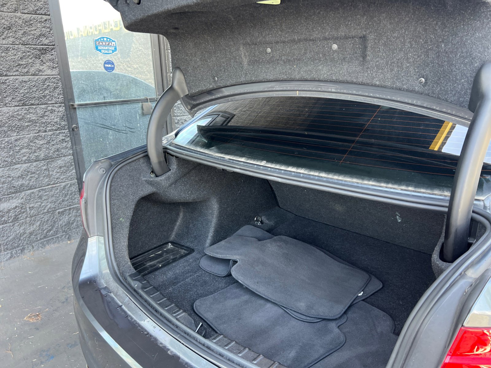 Used 2016 BMW 320i xDrive Sedan image 16