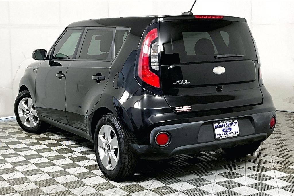 Used 2019 Kia Soul image 11