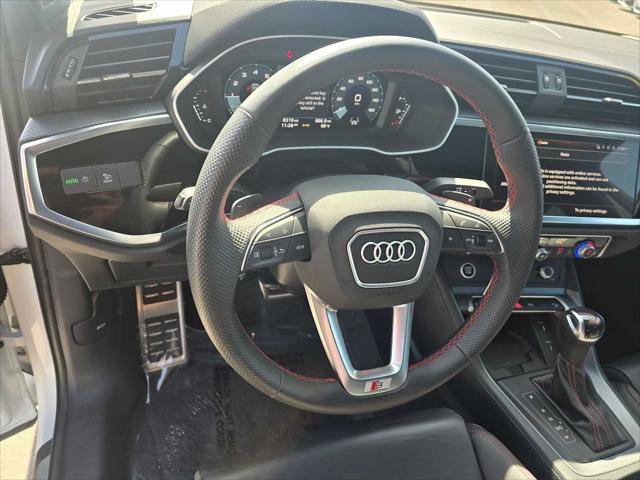 Used 2025 Audi Q3 2.0T Premium Plus w/ Premium Plus Package AWD/4WD image 26