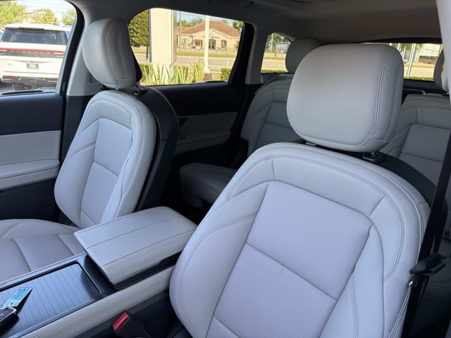 New 2026 Lincoln Nautilus Premier w/ Equipment Group 102A AWD/4WD image 13