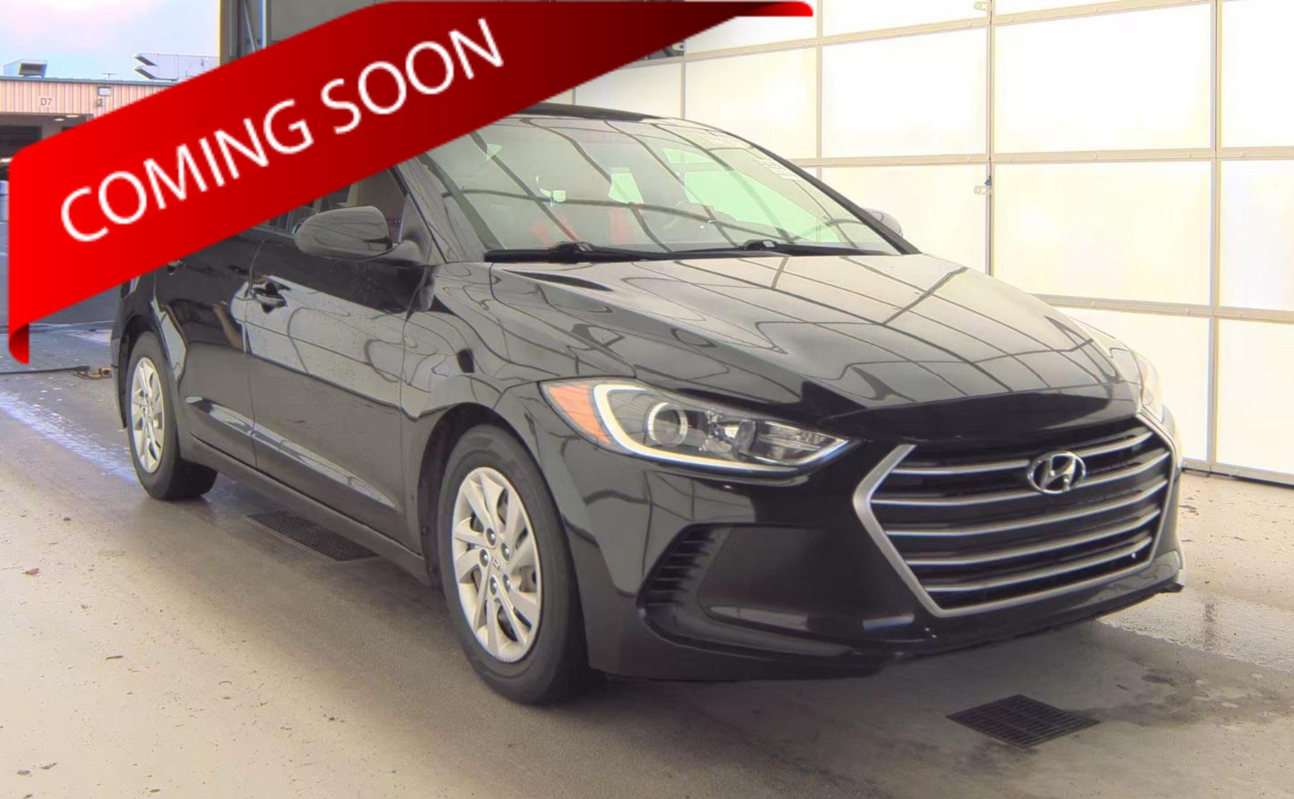 Used 2017 Hyundai Elantra SE FWD image 1