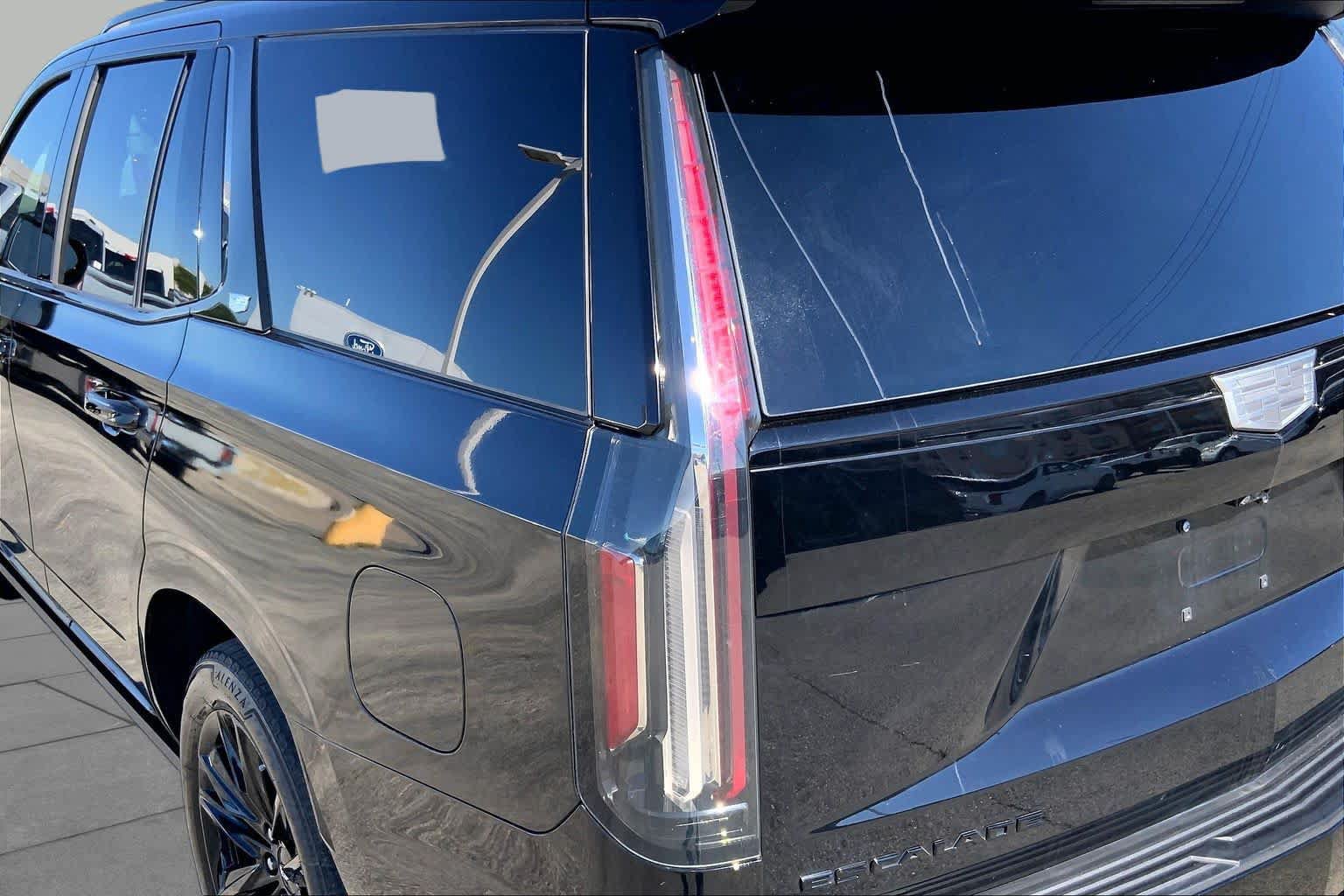 Used 2022 Cadillac Escalade Sport w/ Touring Package AWD/4WD image 26