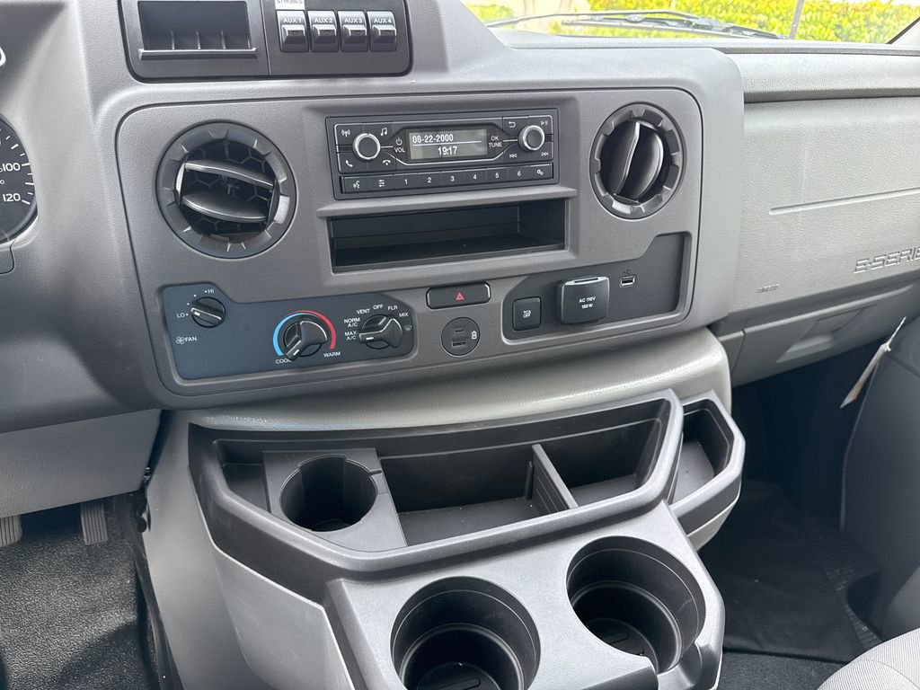 New 2026 Ford E-350 and Econoline 350 Super Duty w/ Power Equipment Group RWD image 9