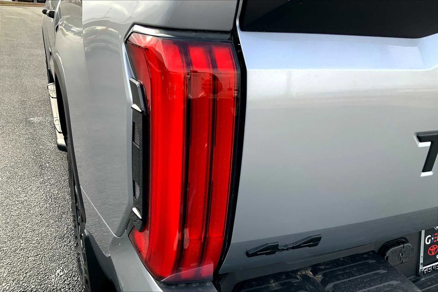 Used 2025 Toyota Tundra SR5 image 14