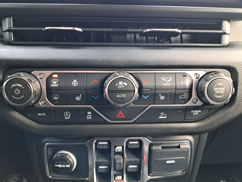 New 2026 Jeep Wrangler Unlimited Sport AWD/4WD image 11