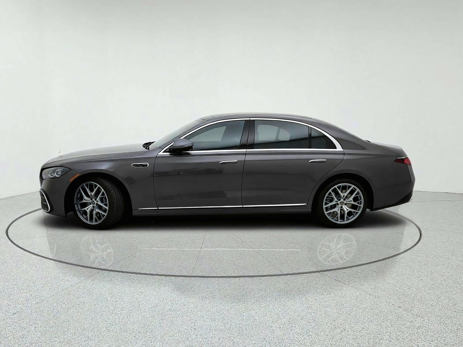 New 2027 Mercedes-Benz S 580 4MATIC Sedan image 14