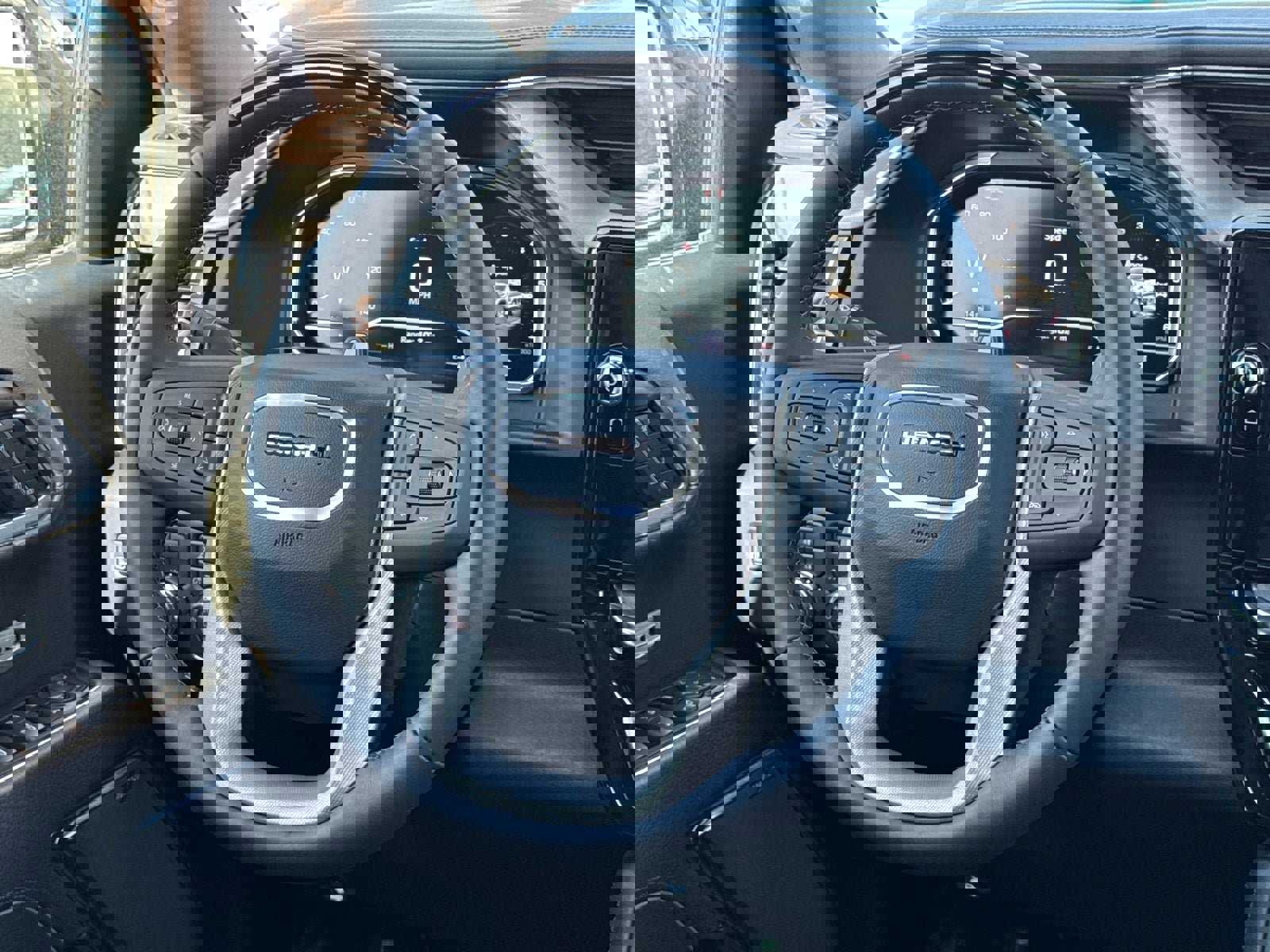 Used 2025 GMC Sierra 1500 Denali image 21