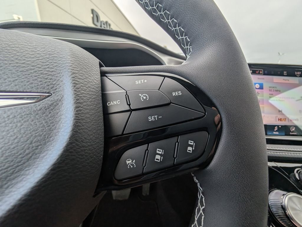 New 2026 Chrysler Pacifica Select w/ S Appearance Package FWD image 23