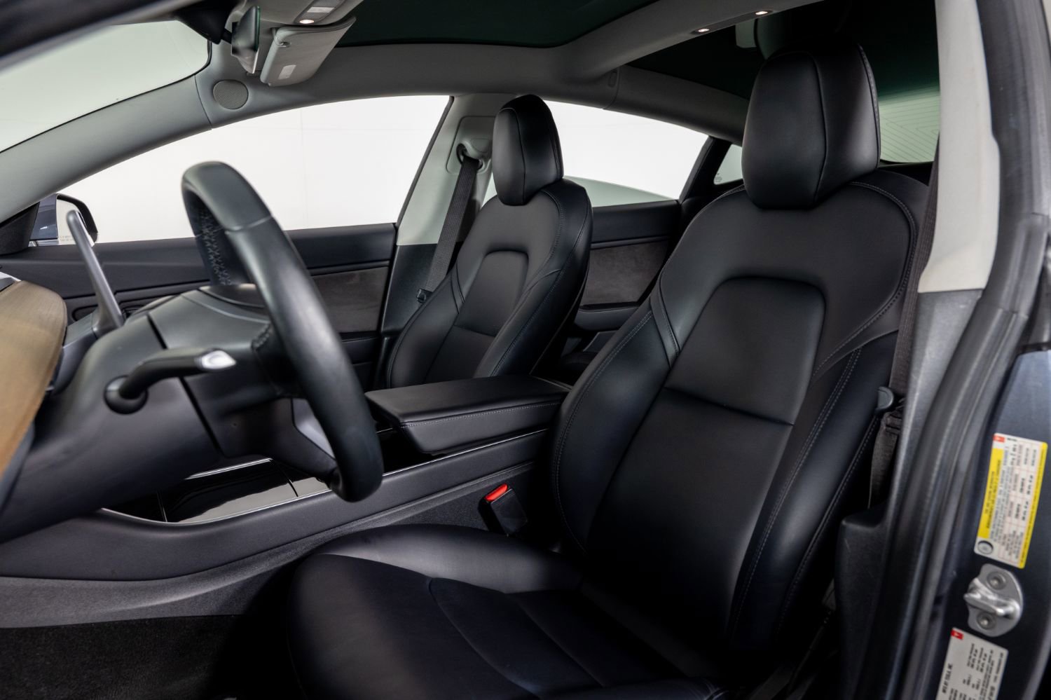 Used 2018 Tesla Model 3 Long Range AWD/4WD image 16