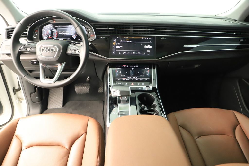 Certified 2023 Audi Q8 Premium w/ Convenience Package AWD/4WD image 18