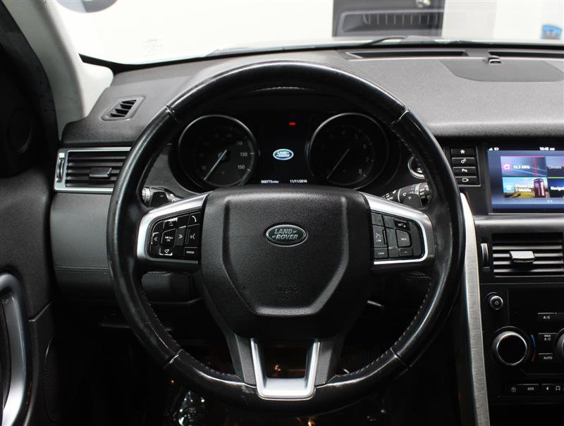 Used 2018 Land Rover Discovery Sport SE image 14