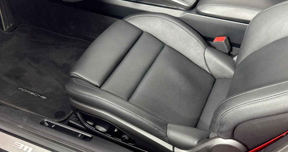 Used 2020 Porsche 911 Carrera image 22