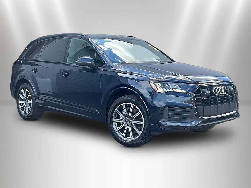 Used 2023 Audi Q7 2.0T Premium Plus w/ Premium Plus Package AWD/4WD image 3