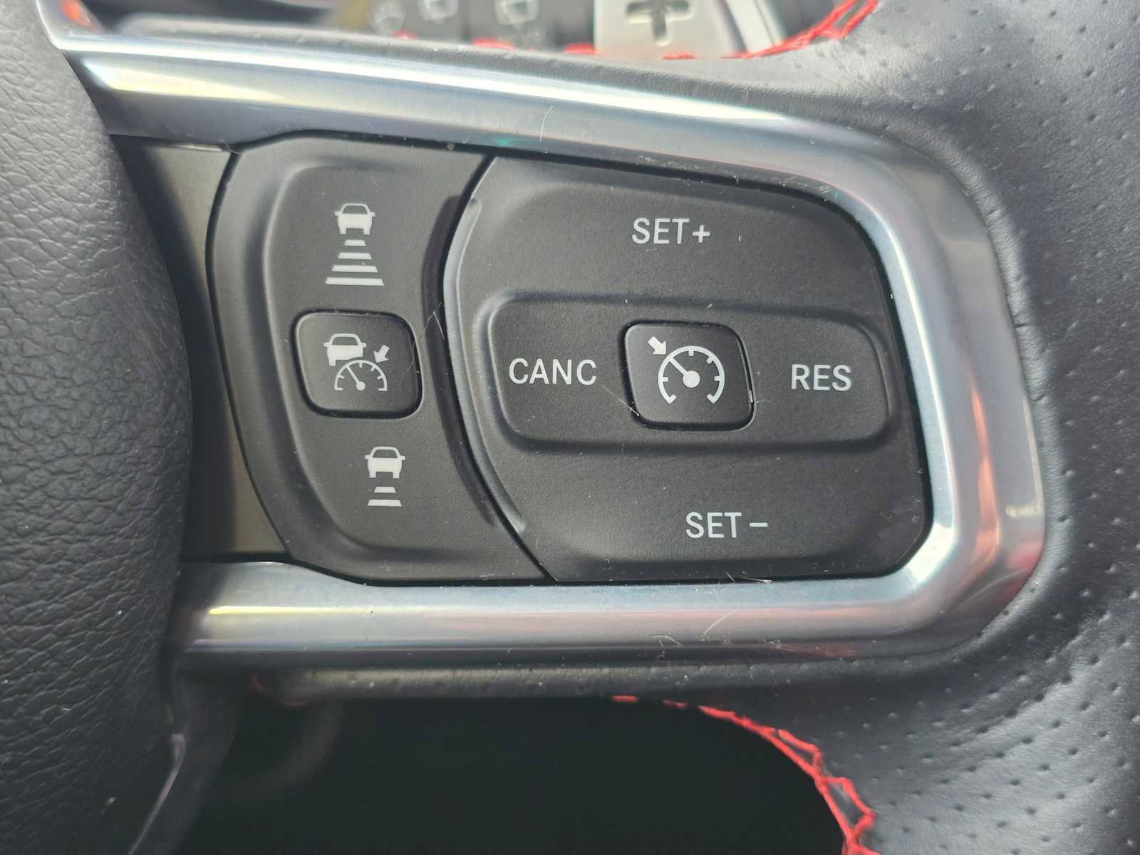 Used 2023 Jeep Wrangler Unlimited Rubicon 392 AWD/4WD image 38