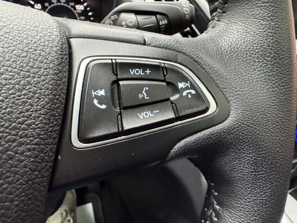 Certified 2019 Ford Escape SEL AWD/4WD image 15