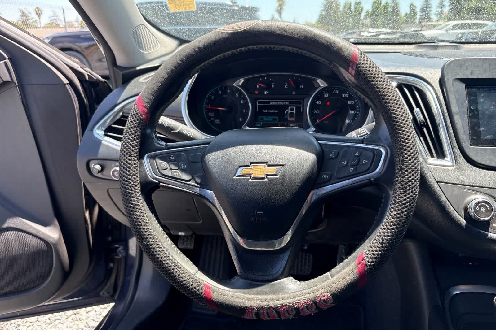 Used 2016 Chevrolet Malibu LT w/ Leather Package FWD image 23