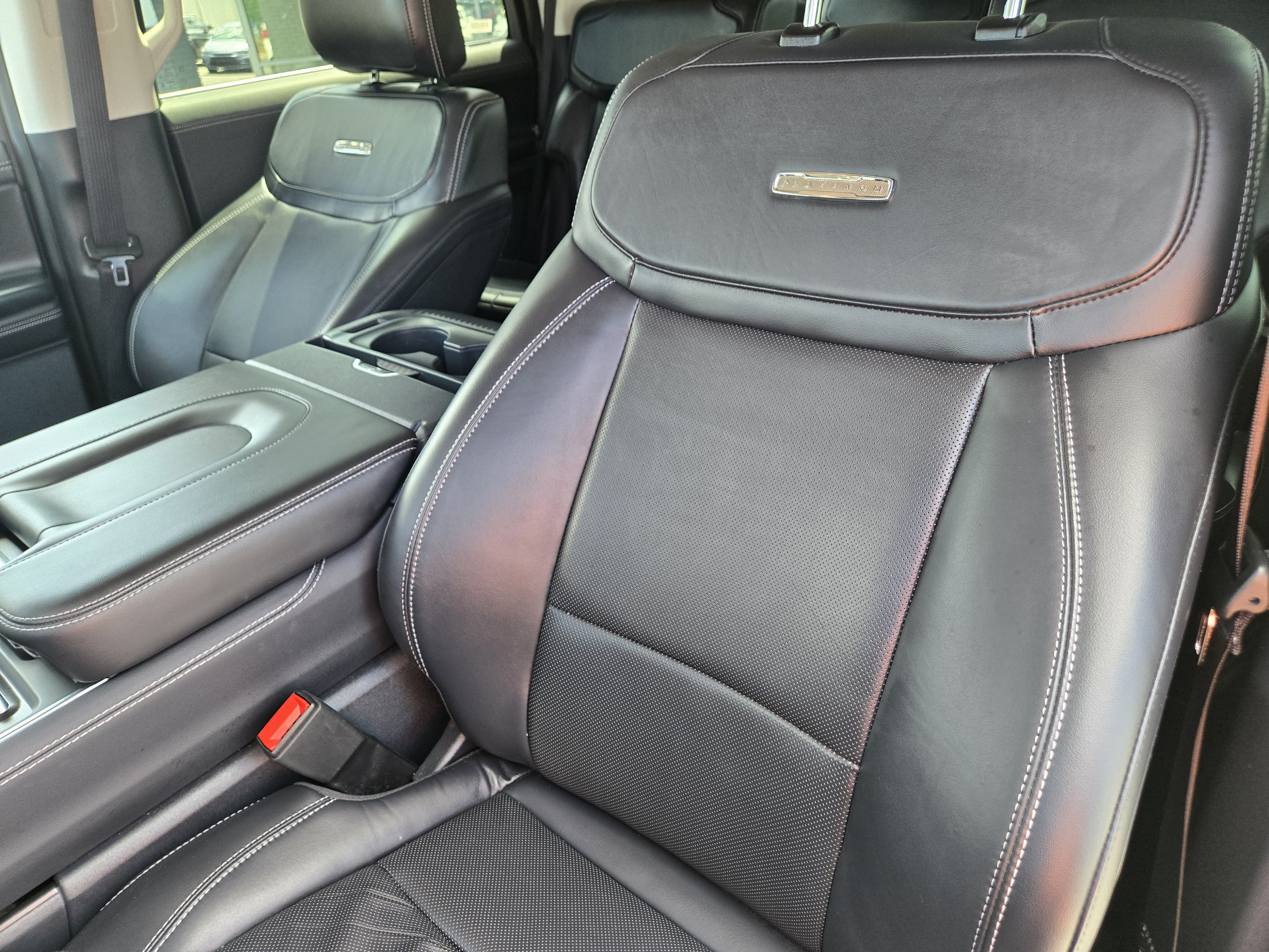 Certified 2025 Ford Expedition Platinum AWD/4WD image 17